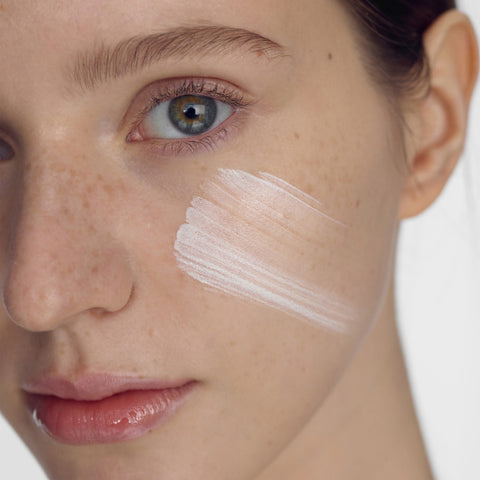V10 Hyal Antioxidant Sunscreen