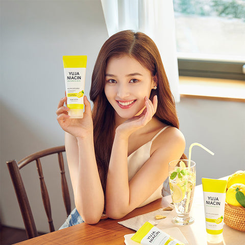 Yuja Niacin Brightening Peeling Gel - Focallure™ Arabia