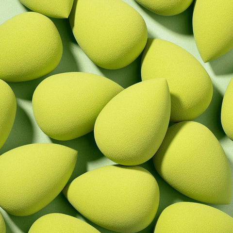 Matchmax® Tear Drop Makeup Sponge - Focallure™ Arabia