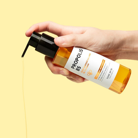 Propolis Glow Barrier Calming Oil To Foam